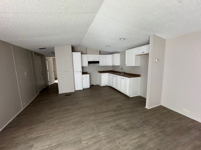 Imperial MHC - Unit K82 - Kitchen