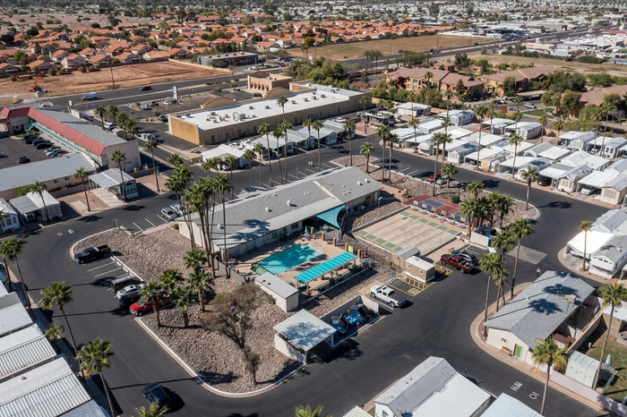 Springhaven RV Resort - Unit D15 - Pool