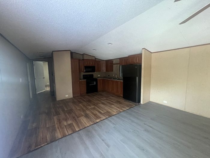 Shady Acres MH & RV Resort - Unit 115 - Interior, Kitchen