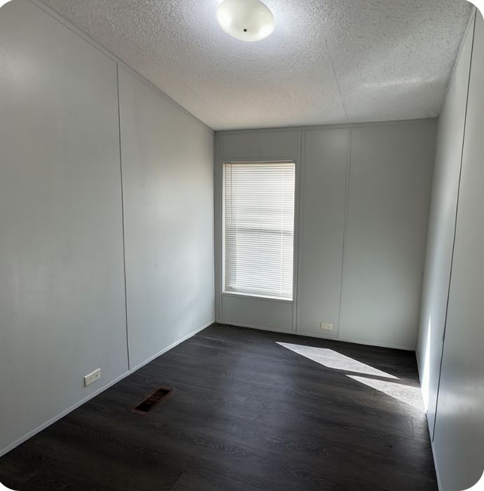 Eagles MHP - Unit 21 - Interior