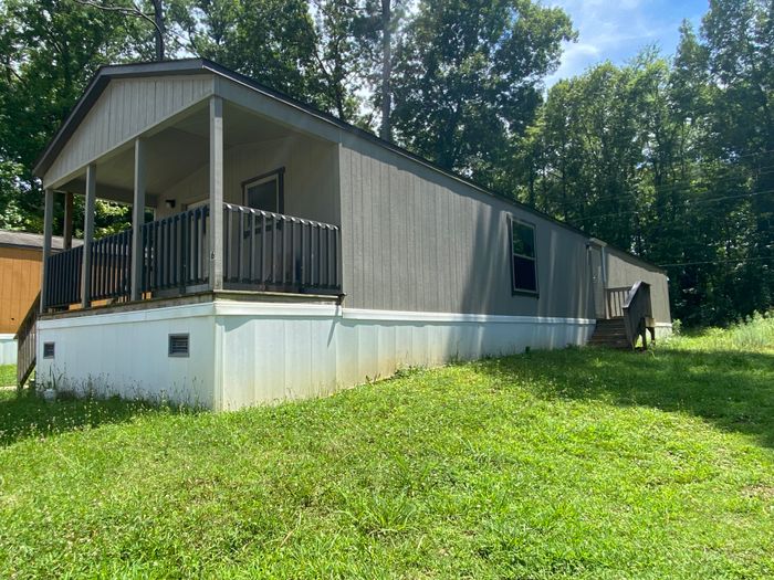Woodward Estates MHP - Unit 60 - Exterior