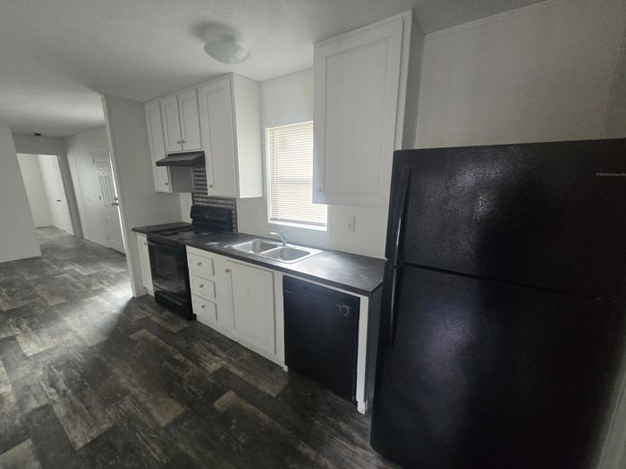 Tara MHP - Unit MRE25 - Kitchen