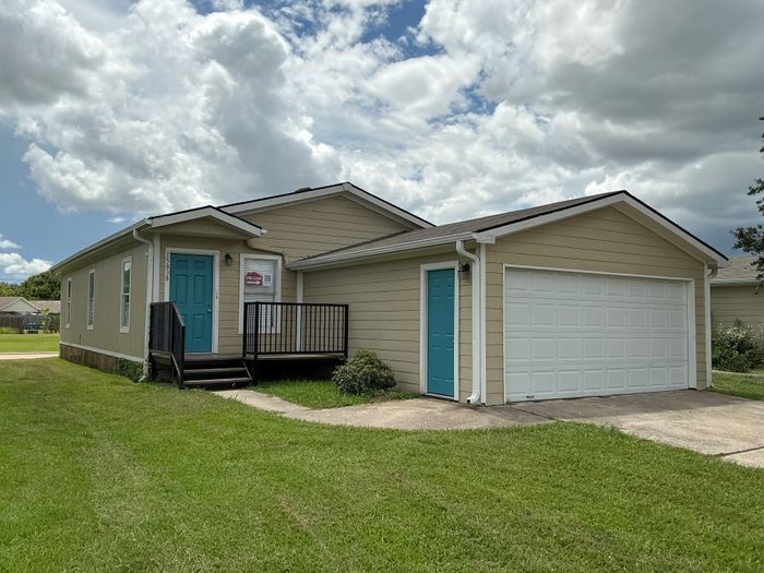 Clarke Springs - Unit 15838R - Exterior