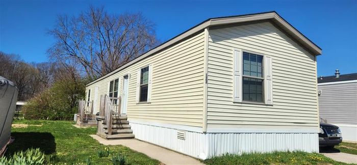 Ravines - Unit 123 - Exterior, Street View