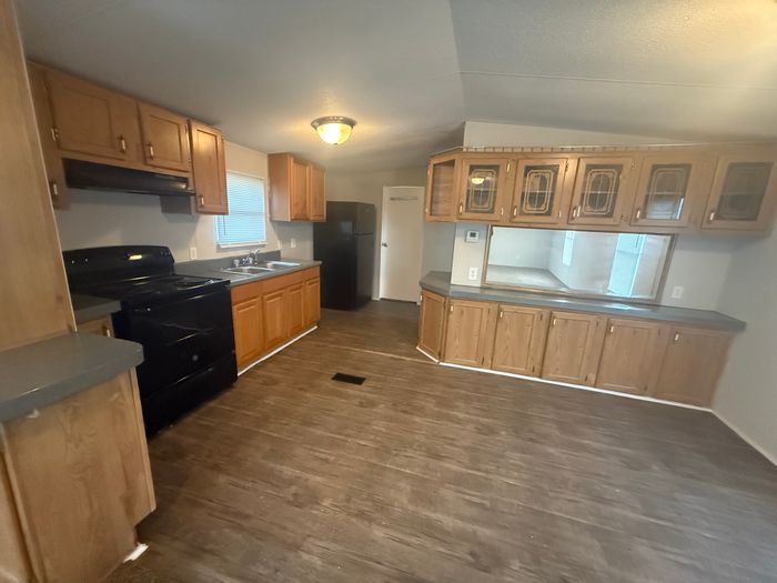 Plum Creek - Unit 7CN - Kitchen