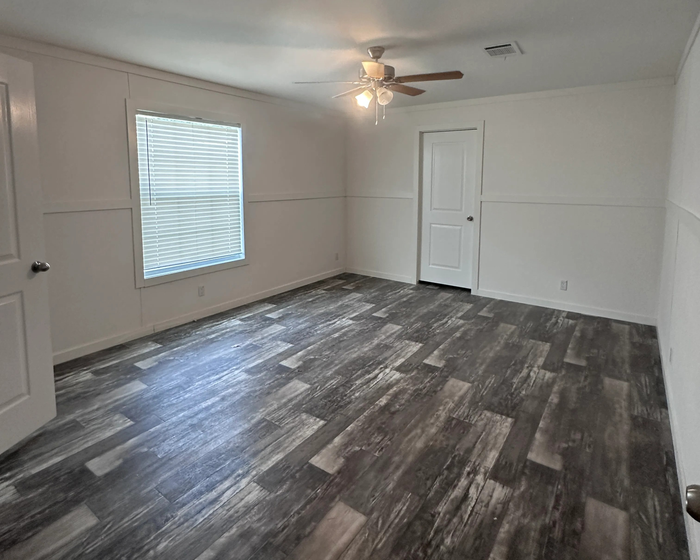 Ridgecrest RV Resort - Unit 6609I - Bedroom