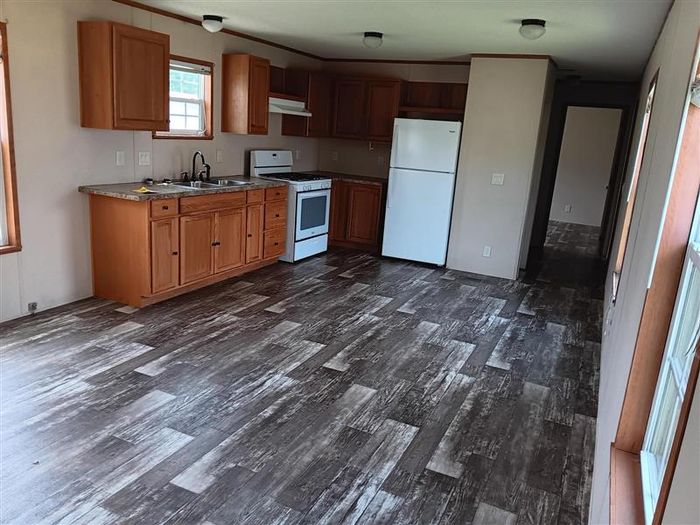 Pine Crest - Unit 68 - Kitchen
