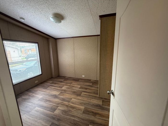 Shady Acres MH & RV Resort - Unit 233 - Interior