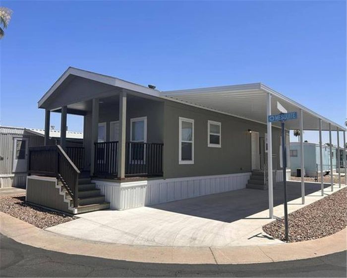 Grand Missouri - Unit 224 - Exterior