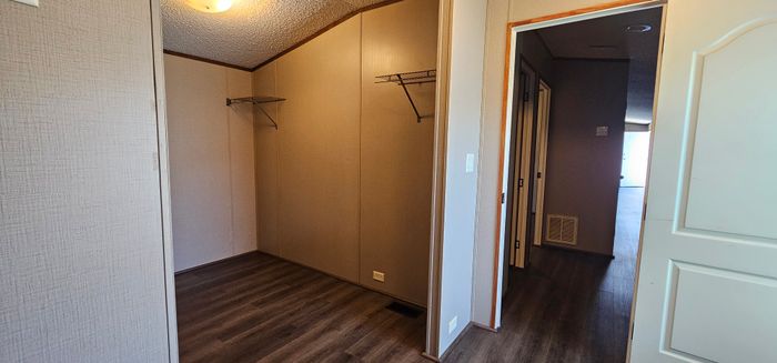 Sunnyvale Estates MHP - Unit 199 - Interior