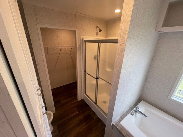 Dry Creek - Unit 10 - Bathroom