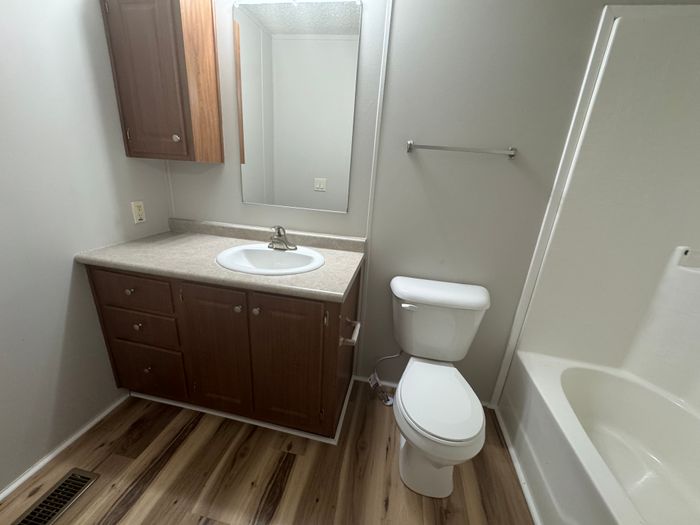 The Orchards/Paradise - Unit 74 - Bathroom