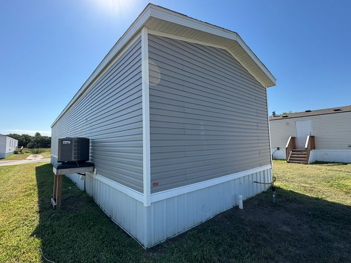 Countryside Estates KS - Unit I05 - Exterior