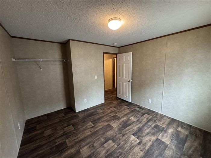 Fort Wayne MHC - Unit 321 - Bedroom