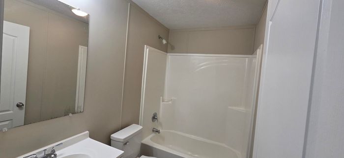Ravines - Unit 200 - Bathroom