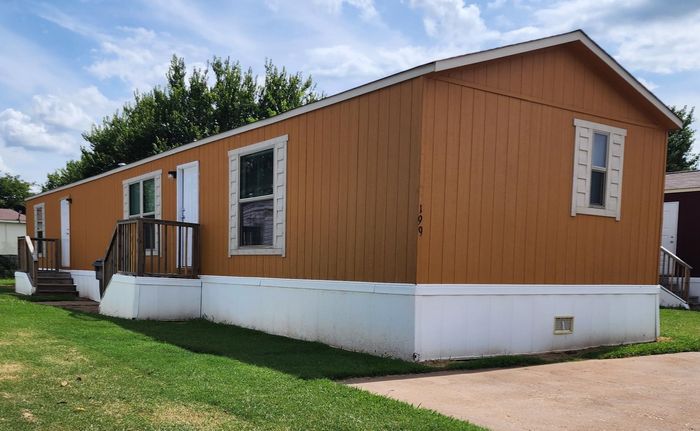 Sunnyvale Estates MHP - Unit 199 - Exterior, Street View