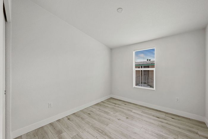 The Lakes at Hemet West - Unit 49 - Interior