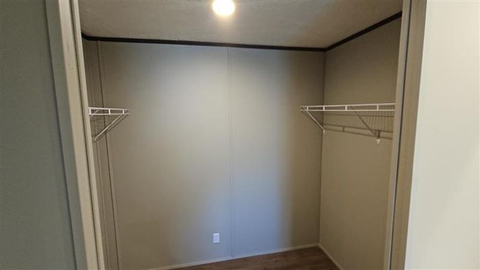 Sunnyvale Estates MHP - Unit 82