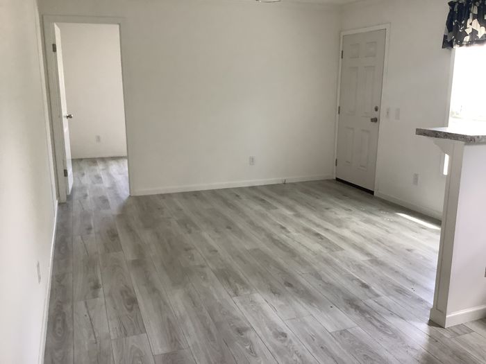 Lakewood Village MHC and RV Resort - Unit 260 - Interior