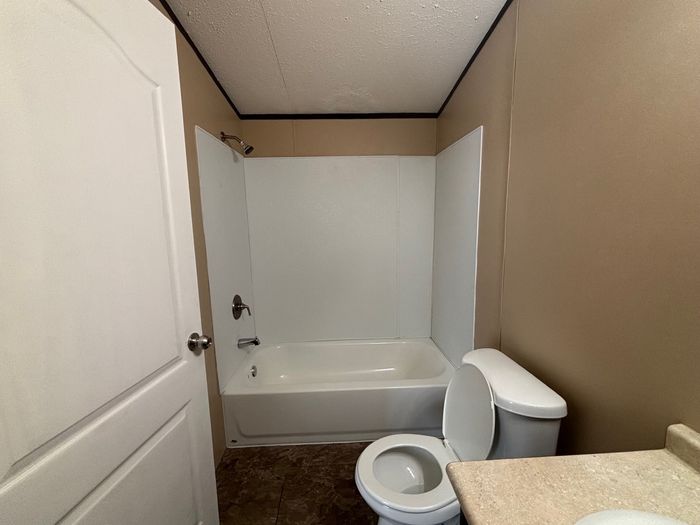 Rio MH - Unit 13 - Bathroom