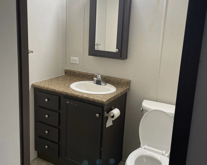 Pasadena MHC - Unit FRE2296 - Bathroom