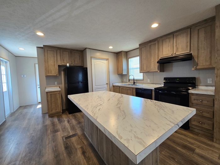 Whistler Cove - Unit 100 - Kitchen