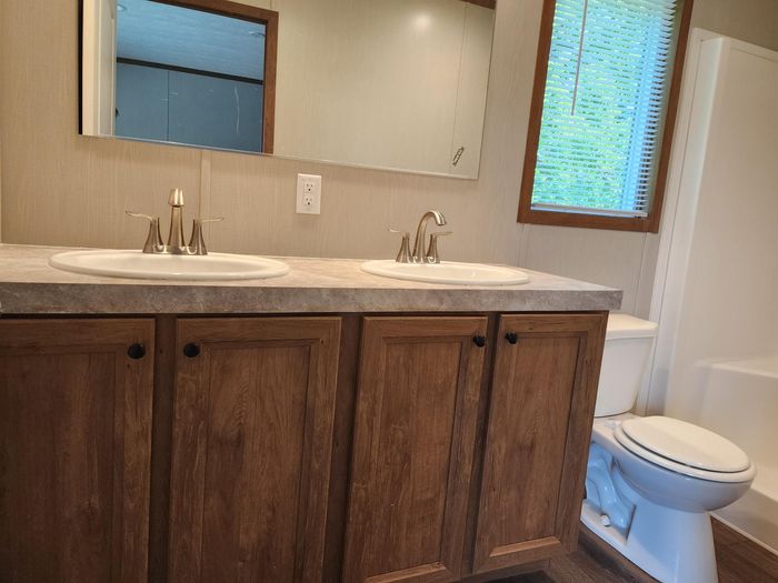 Plum Creek - Unit 33SP - Bathroom
