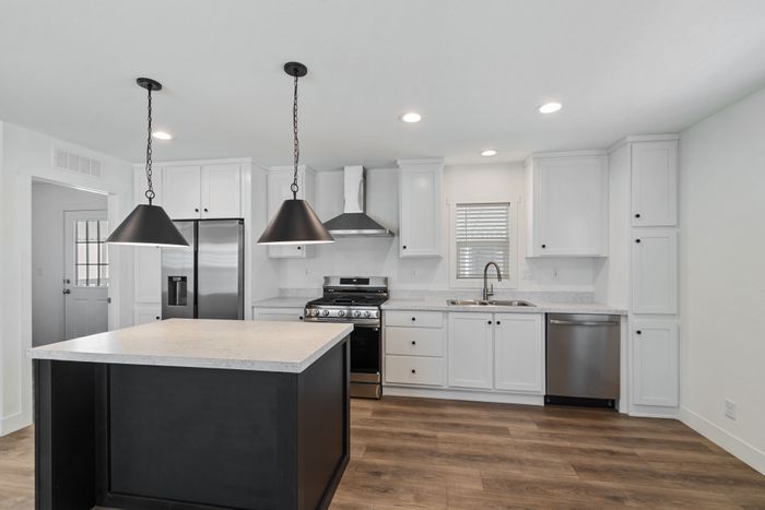 The Lakes at Hemet West - Unit 568 - Kitchen