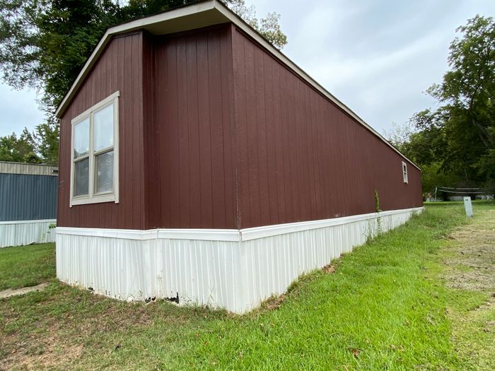 Woodward Estates MHP - Unit 222 - Exterior