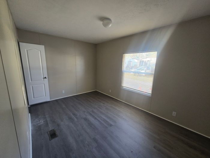 Clayton MHP - Unit 103 - Interior