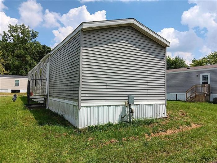 Pine Crest - Unit 68 - Exterior