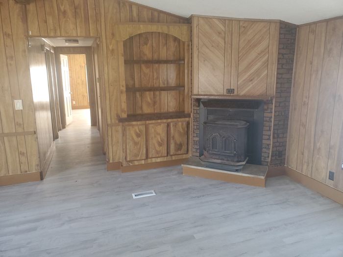 Fairlane Estates - Unit 25 - Interior