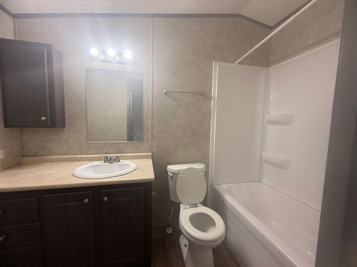 Magnolia Village - Unit 476 - Bathroom