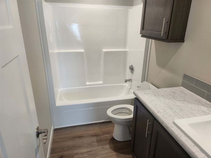 Maple Corner - Unit 58 - Bathroom