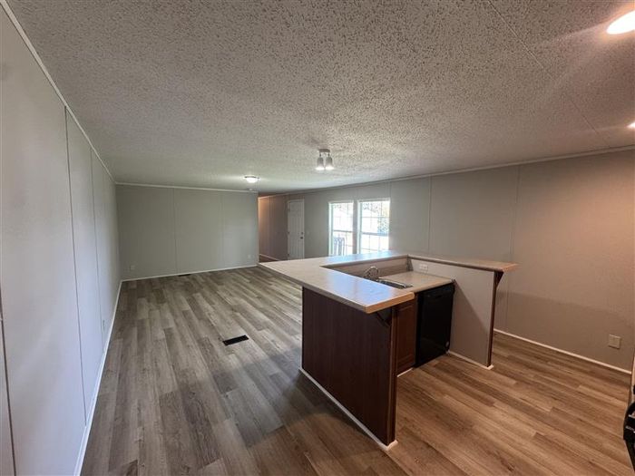 Fort Wayne MHC - Unit 528 - Interior
