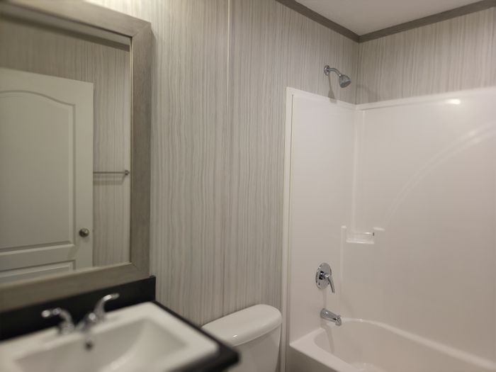 Vermillion MH and RV Park - Unit 40 - Bathroom