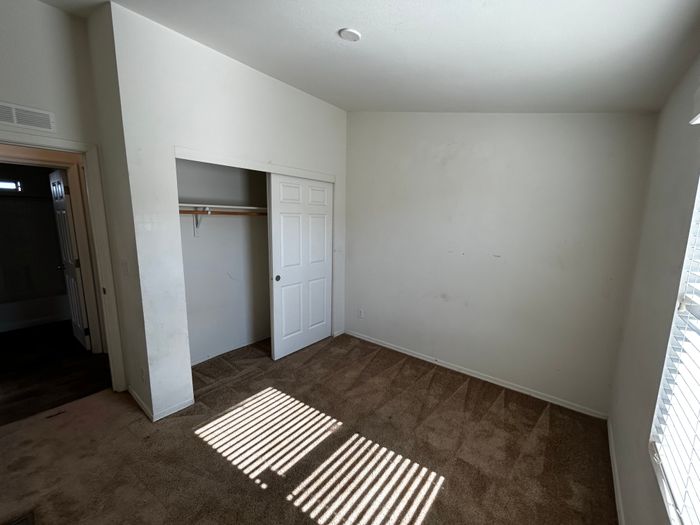 Villa Juanita MHC - Unit 72 - Bedroom