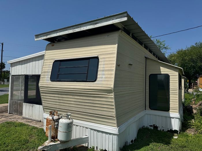 Magnolia Village - Unit 3 - Exterior