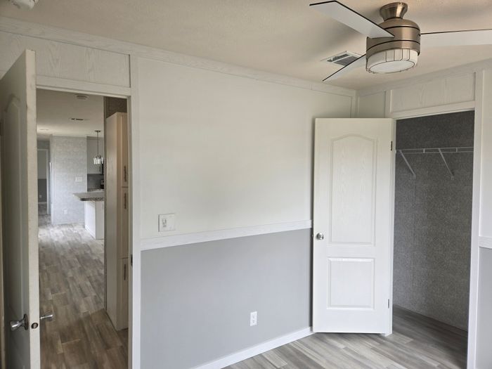 McAllen Mobile - Unit 454 - Interior