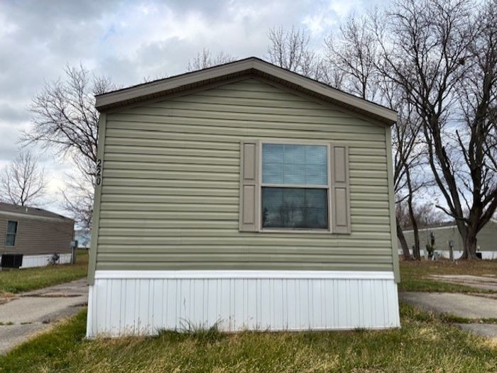 Fort Wayne MHC - Unit 220 - Exterior