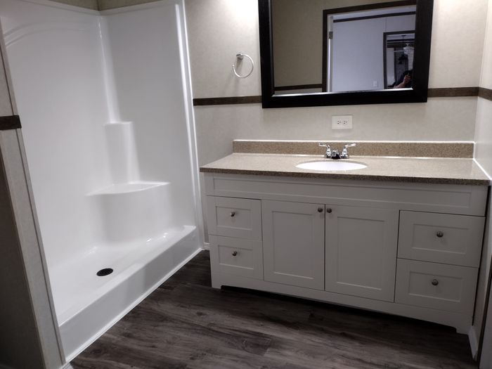 Birchwood MHP - Unit 142 - Bathroom