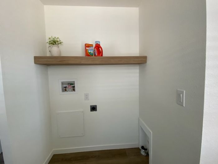 Brighthaven - Unit 88 - Entryway