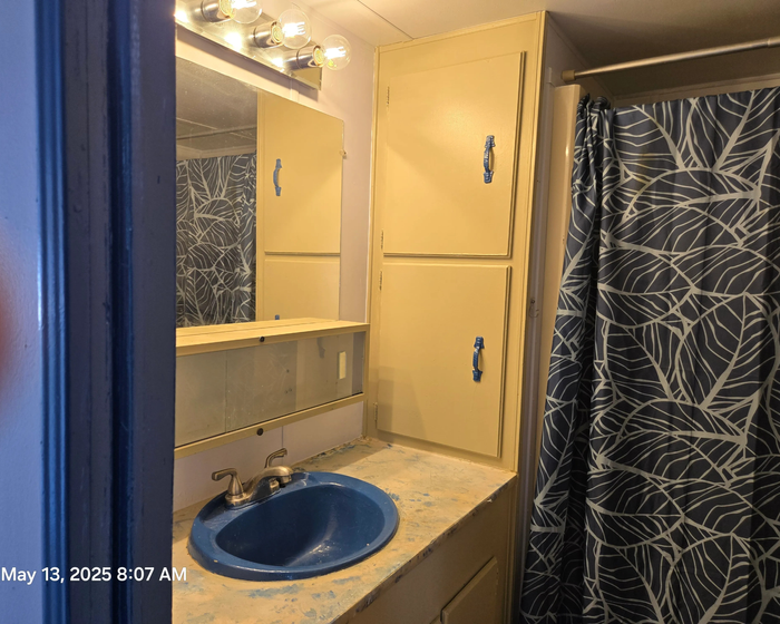 Parkhaven Estates - Unit 074S - Bathroom