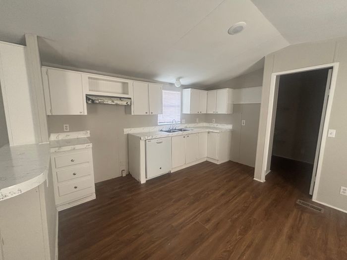 Sun Meadows - Unit 89 - Kitchen