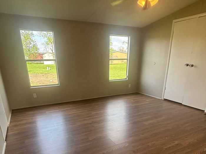 Sun Meadows - Unit 175 - Bedroom