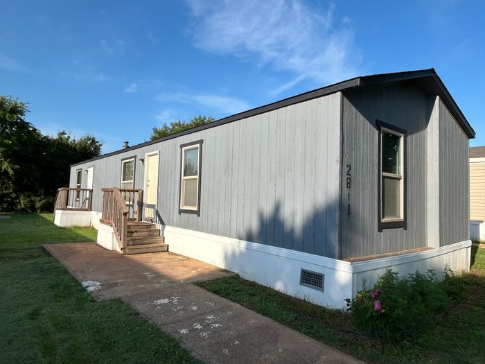 Oakridge MHP OK - Unit 16 - Exterior, Street View