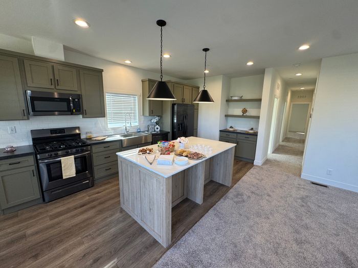 Hidden Springs - Unit 250 - Kitchen