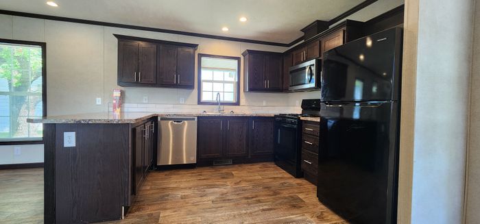 Southcrest Estates - Unit 163 - Kitchen