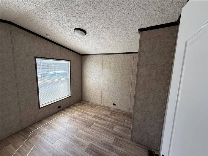 Shady Acres MH & RV Resort - Unit 221 - Interior