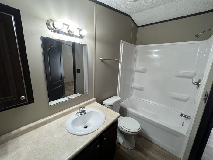 Shady Acres MH & RV Resort - Unit 122 - Bathroom